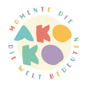 Logo vom Geschäft Akoko aus Wien - hier sind die Artikel rund um Luzi Waldmaus und ihre Papeteriekollektion von Anna Just erhältlich.